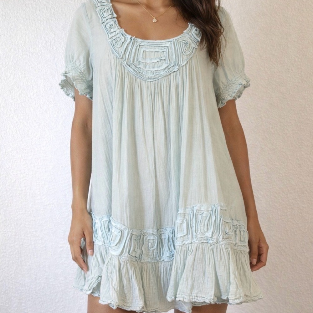 Passementrie light blue short sleeve mini dress large